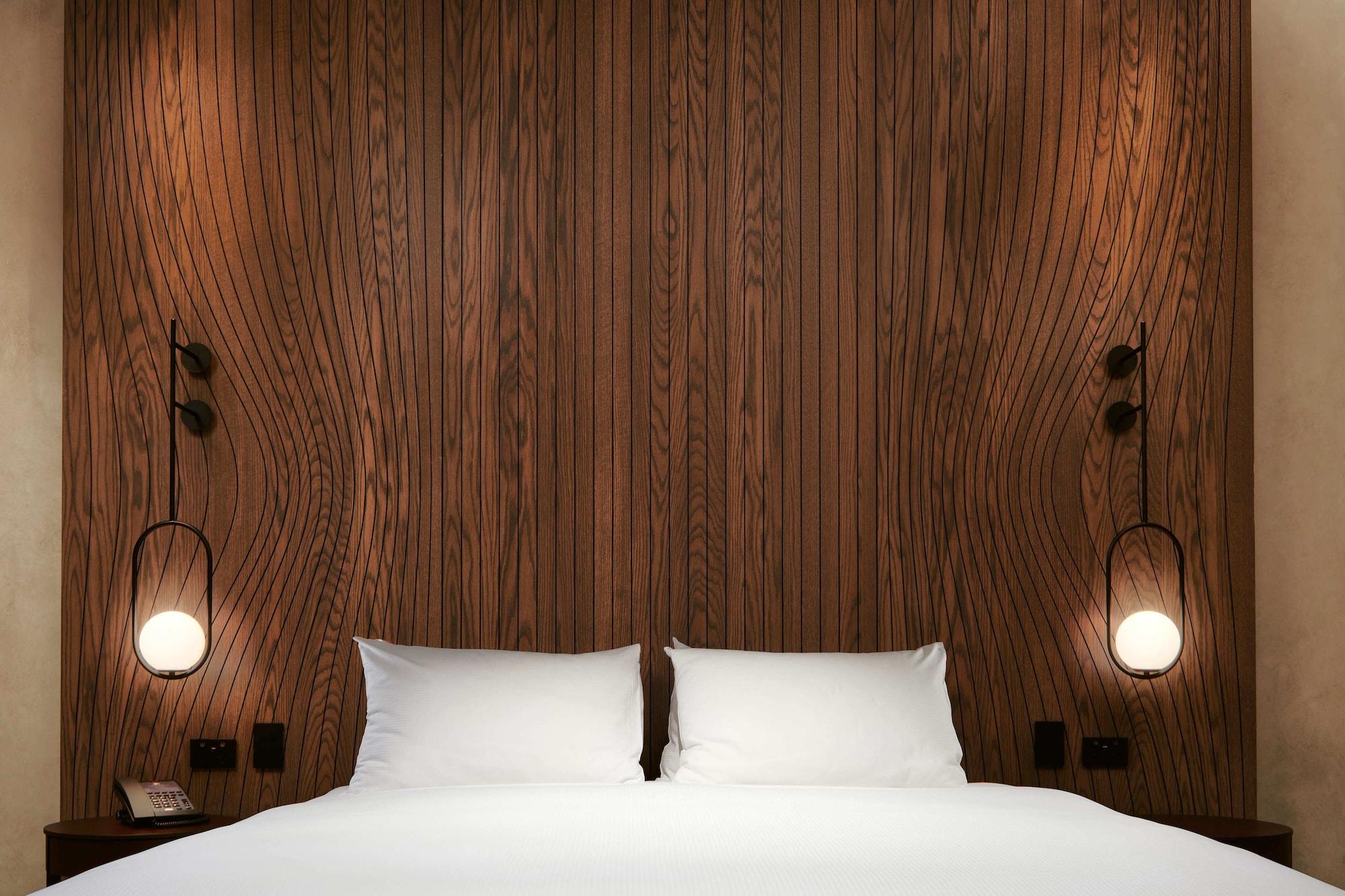 Doubletree By Hilton Melbourne Exterior foto