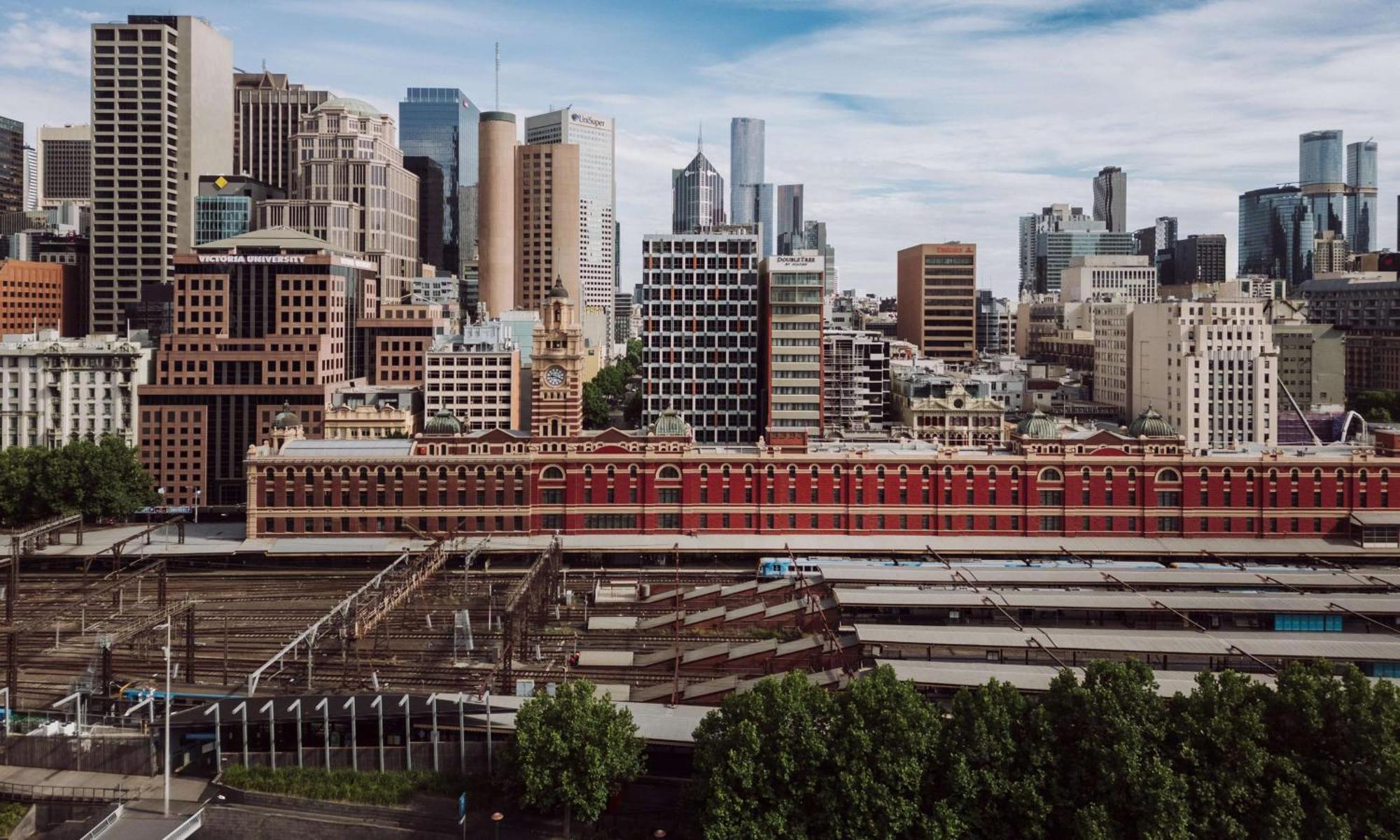 Doubletree By Hilton Melbourne Exterior foto