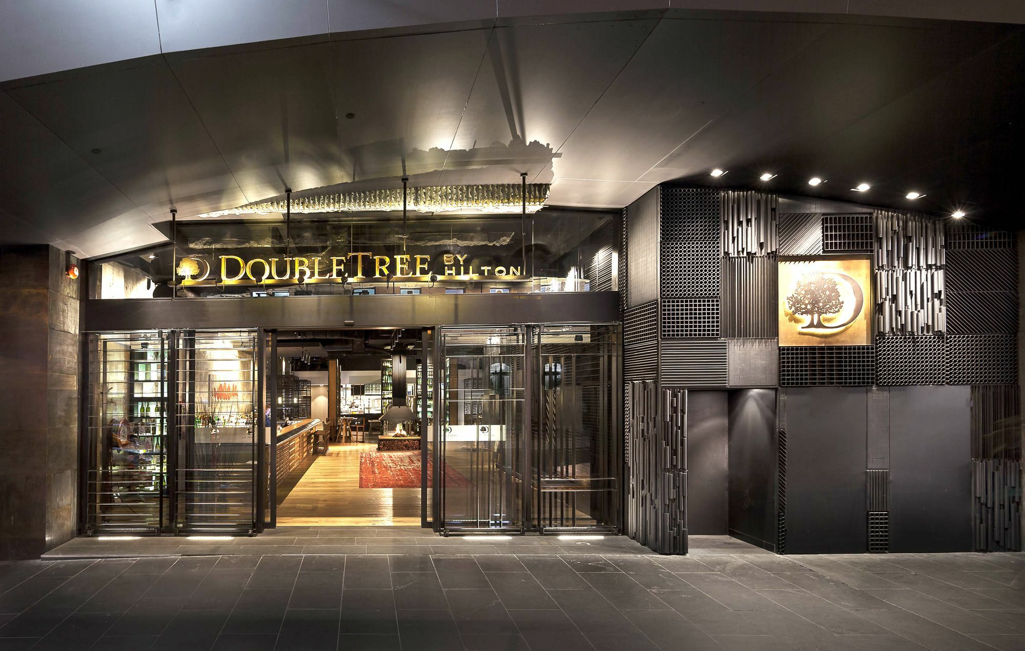 Doubletree By Hilton Melbourne Exterior foto